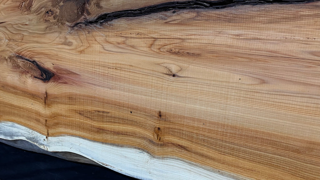 Coffee table top, yew, slab, board 959 L x 486 W x 42 D mm    (784)