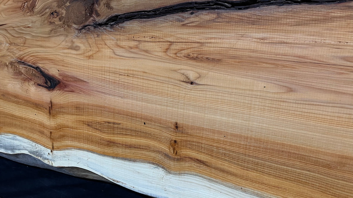 Coffee table top, yew, slab, board 959 L x 486 W x 42 D mm    (784)
