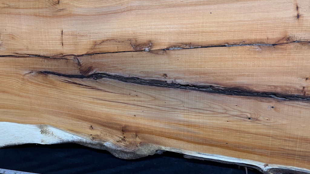 Coffee table top, yew, slab, board 959 L x 486 W x 42 D mm    (784)