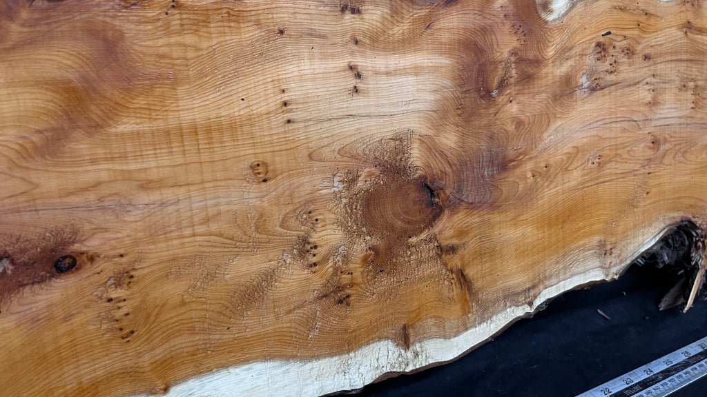 Coffee table top, yew, slab, board 857 L x 396 W x 42 D mm    (785)