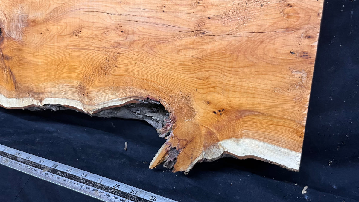 Coffee table top, yew, slab, board 857 L x 396 W x 42 D mm    (785)