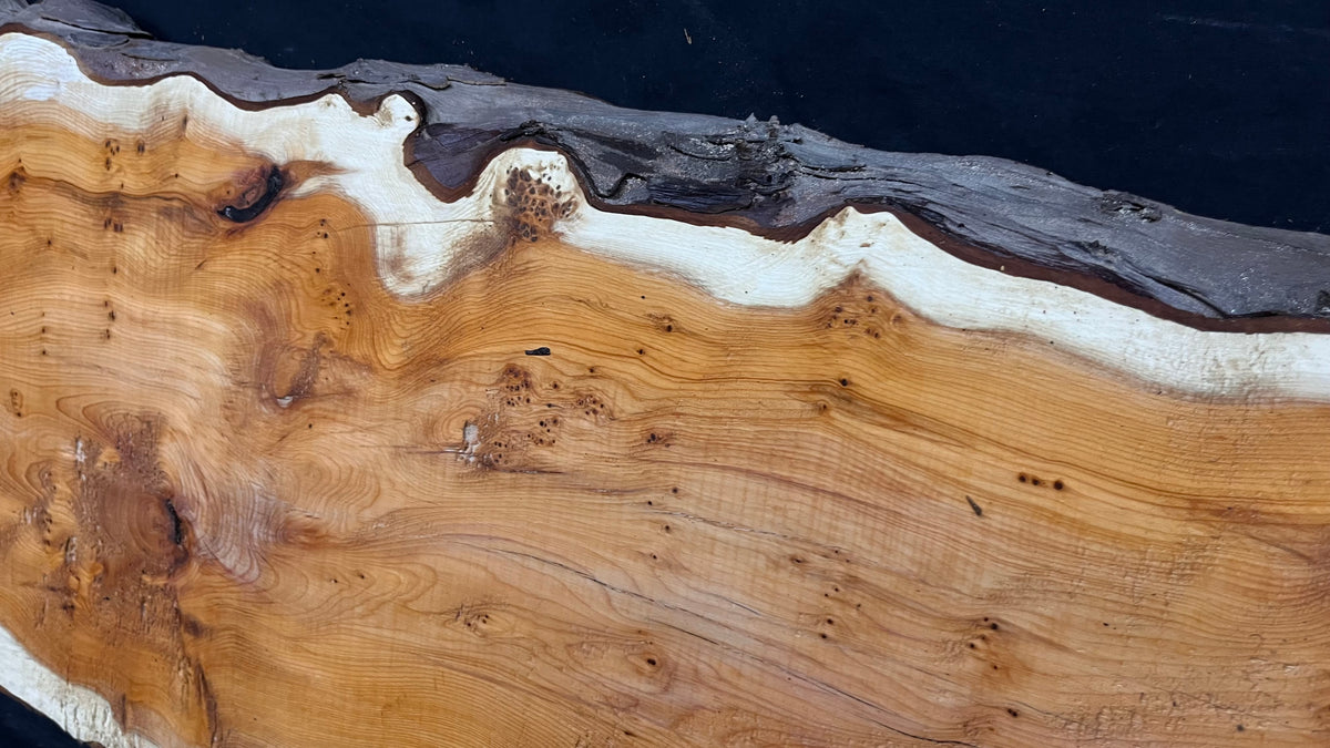 Coffee table top, yew, slab, board 857 L x 396 W x 42 D mm    (785)