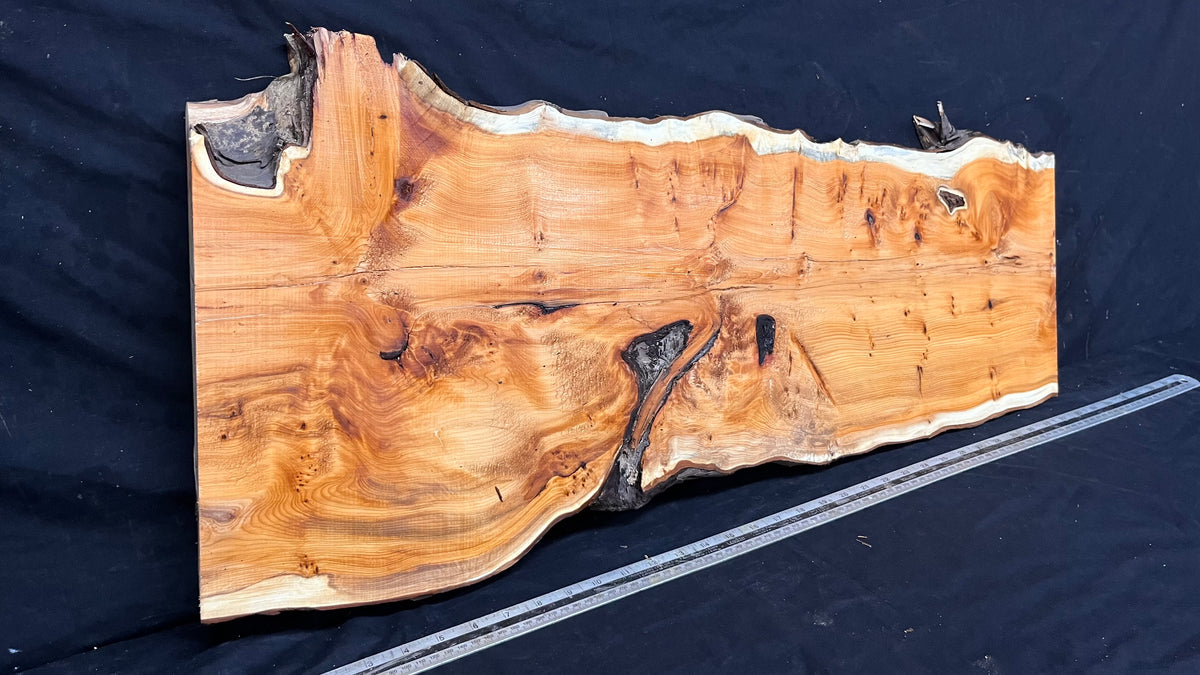 Coffee table top, yew, slab, board 857 L x 396 W x 42 D mm    (785)