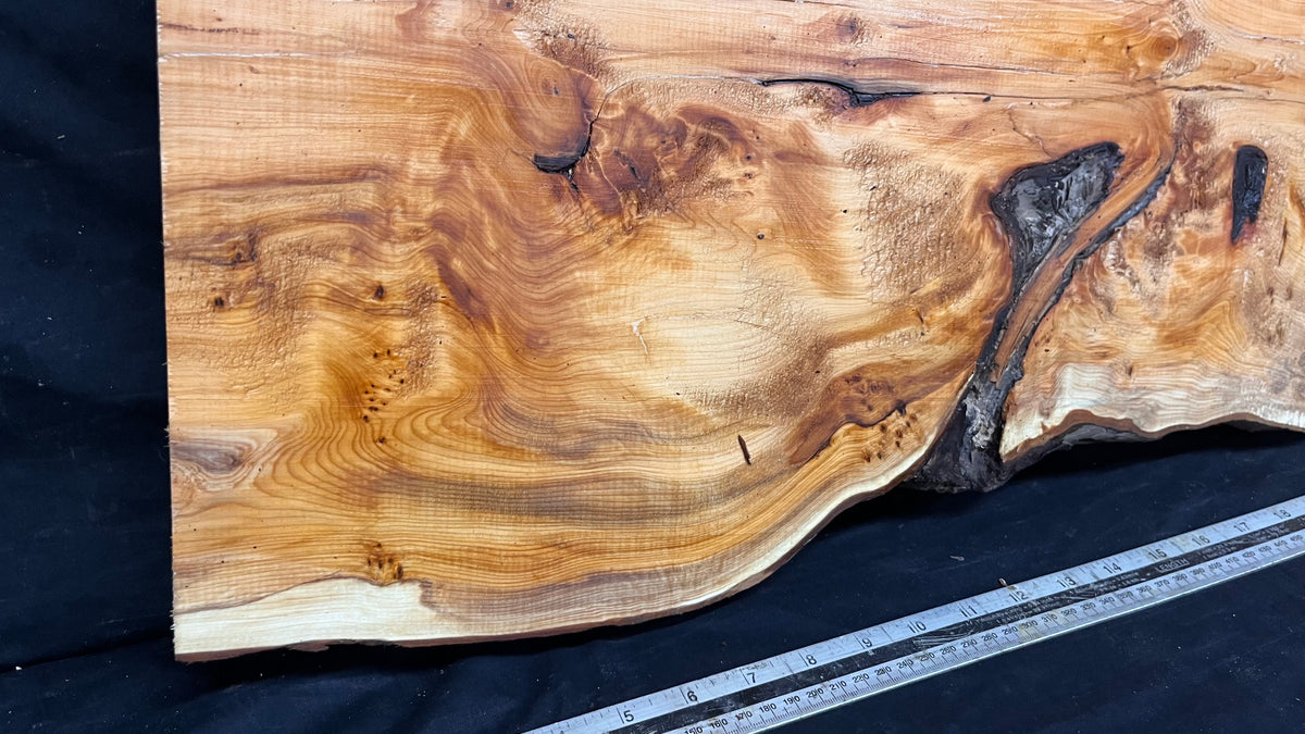 Coffee table top, yew, slab, board 857 L x 396 W x 42 D mm    (785)