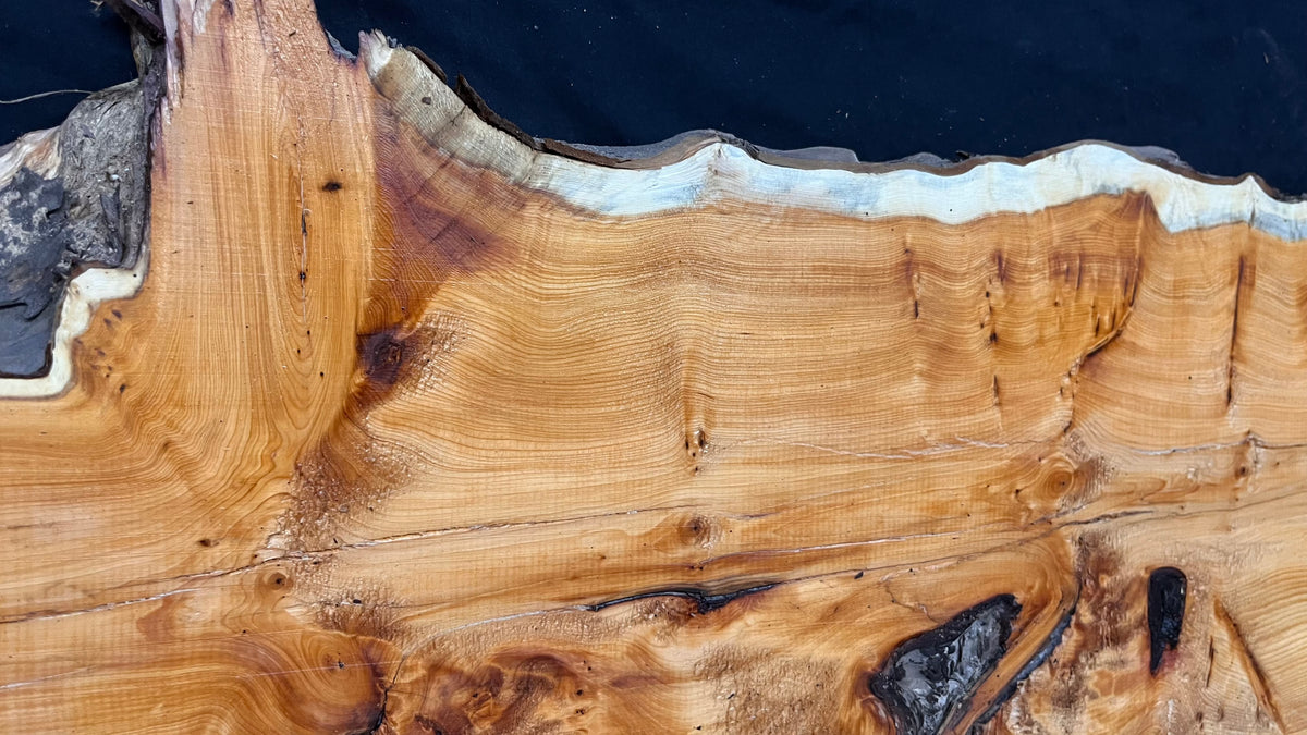 Coffee table top, yew, slab, board 857 L x 396 W x 42 D mm    (785)