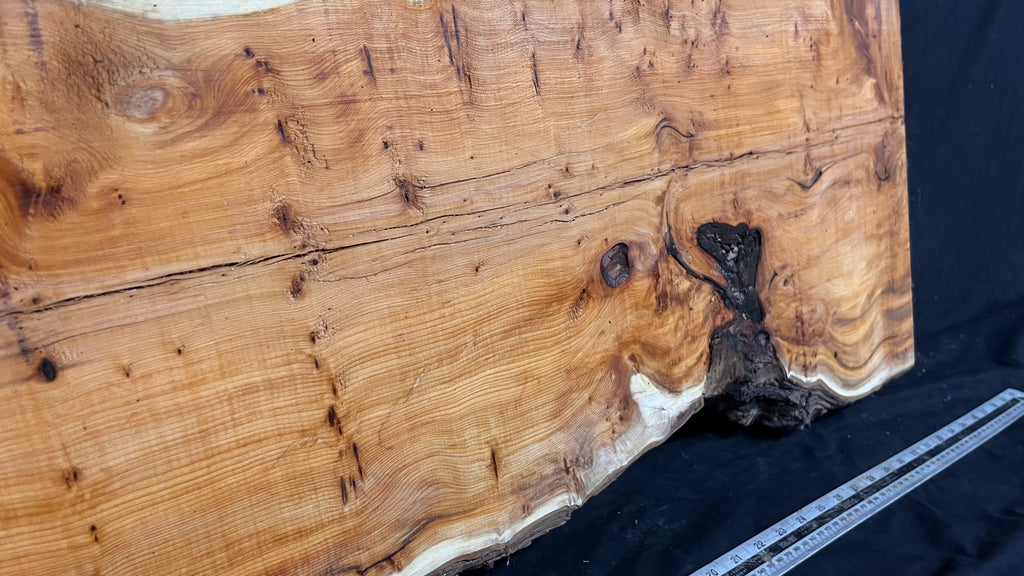 Coffee table top, yew, slab, board 848 L x 427 W x 46 D mm    (788)