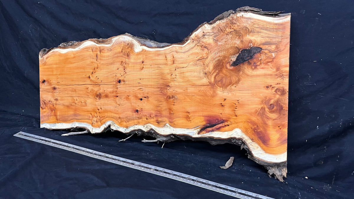 Coffee table top, yew, slab, board 848 L x 427 W x 46 D mm    (788)