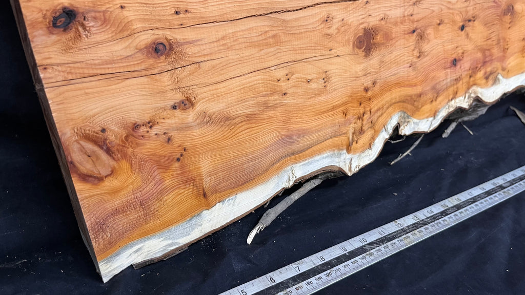 Coffee table top, yew, slab, board 848 L x 427 W x 46 D mm    (788)