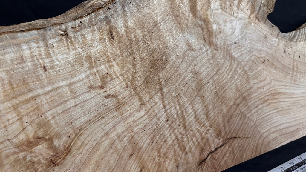 Resin table project, rippled hornbeam 911 L x 361 W x 30 D mm          (791)
