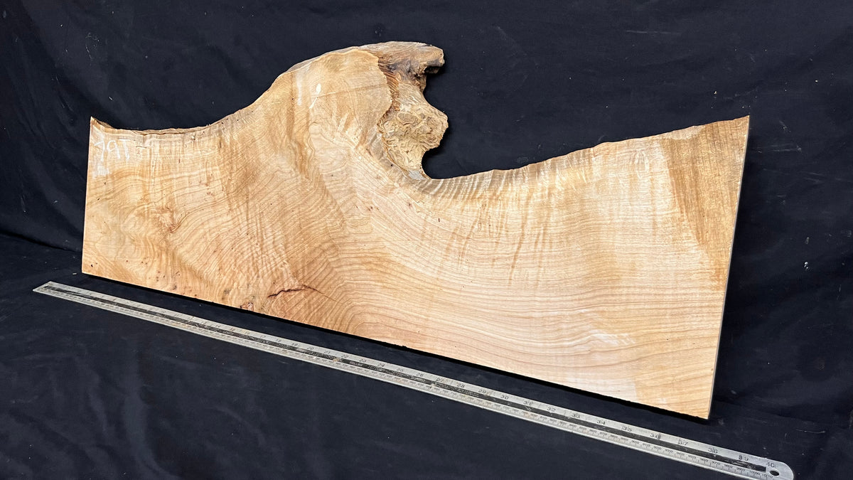 Resin table project, rippled hornbeam 911 L x 361 W x 30 D mm          (791)