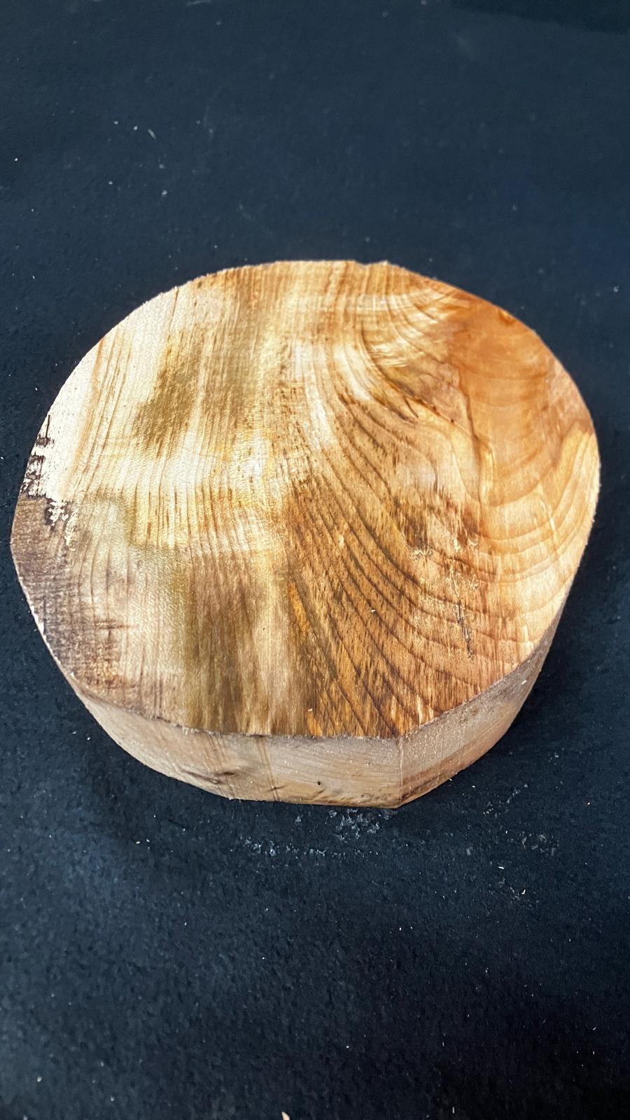 A Grade dry 8" x 2.5" Sycamore wood turning blank  (916)