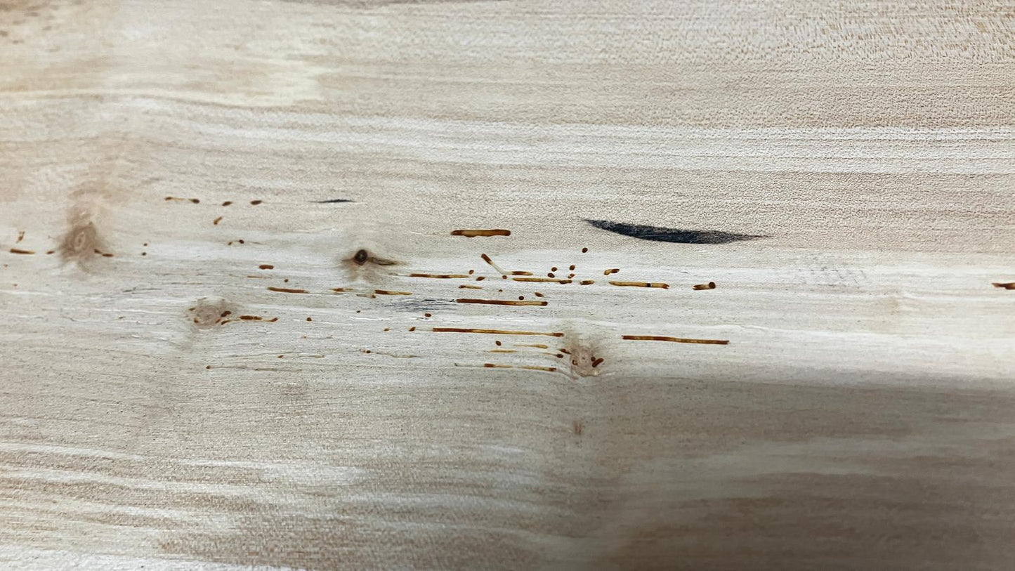 Medium size sycamore hardwood chopping board  (913)